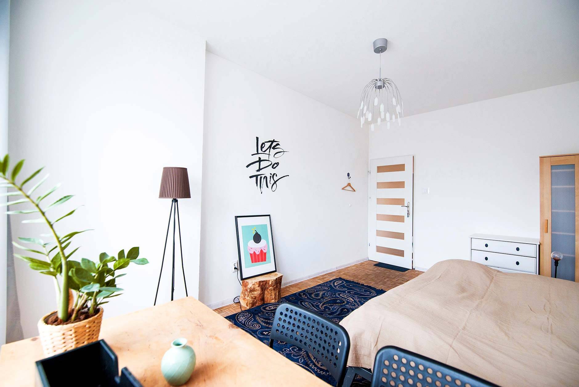 Suggest way to decoration work place in scadinavian style